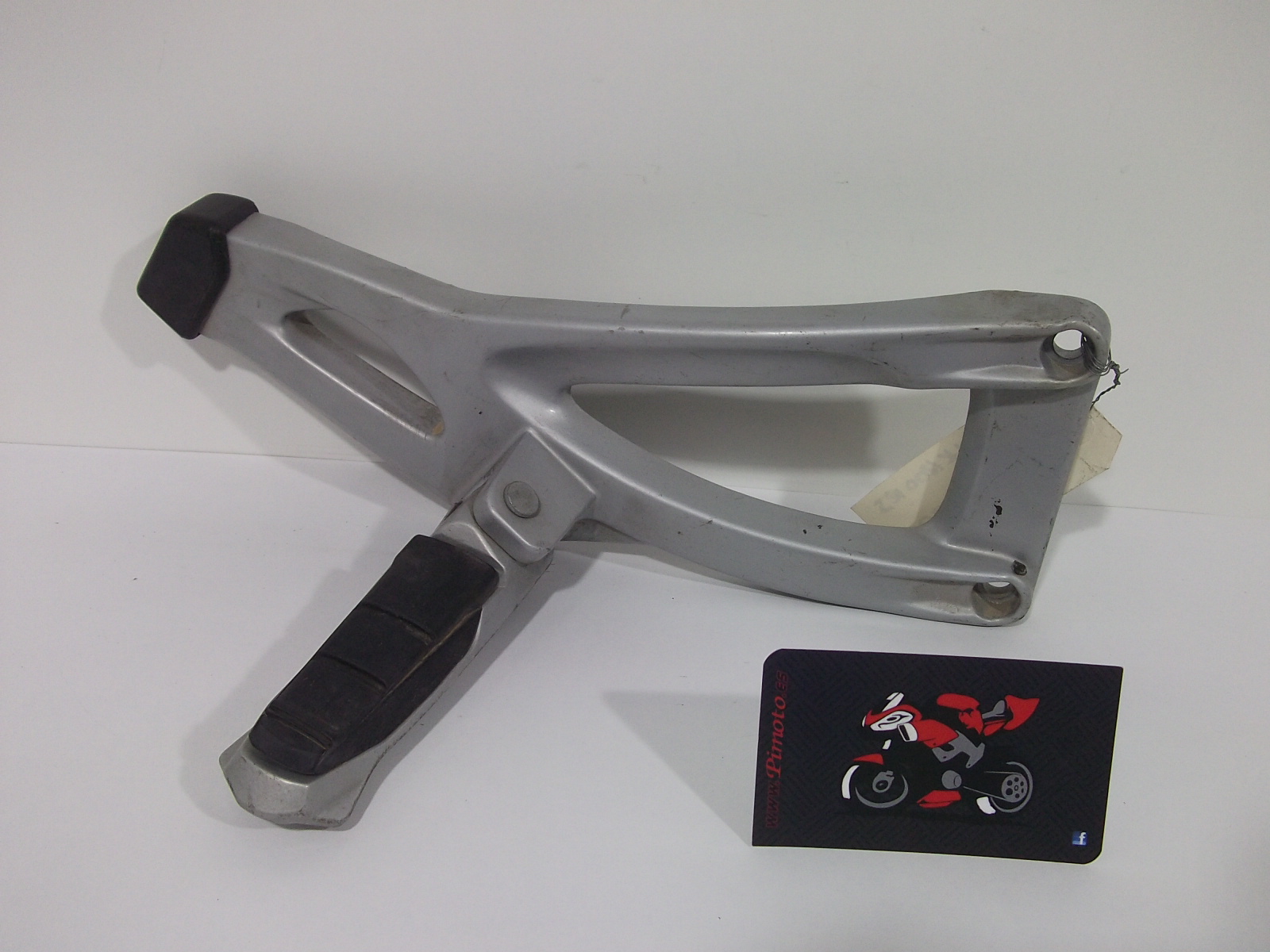 SOPORTE ESTRIBO TRASERO DERECHO-NO INCLUYE ESTRIBO BMW K 1200 RS 2001 - Imagen 3