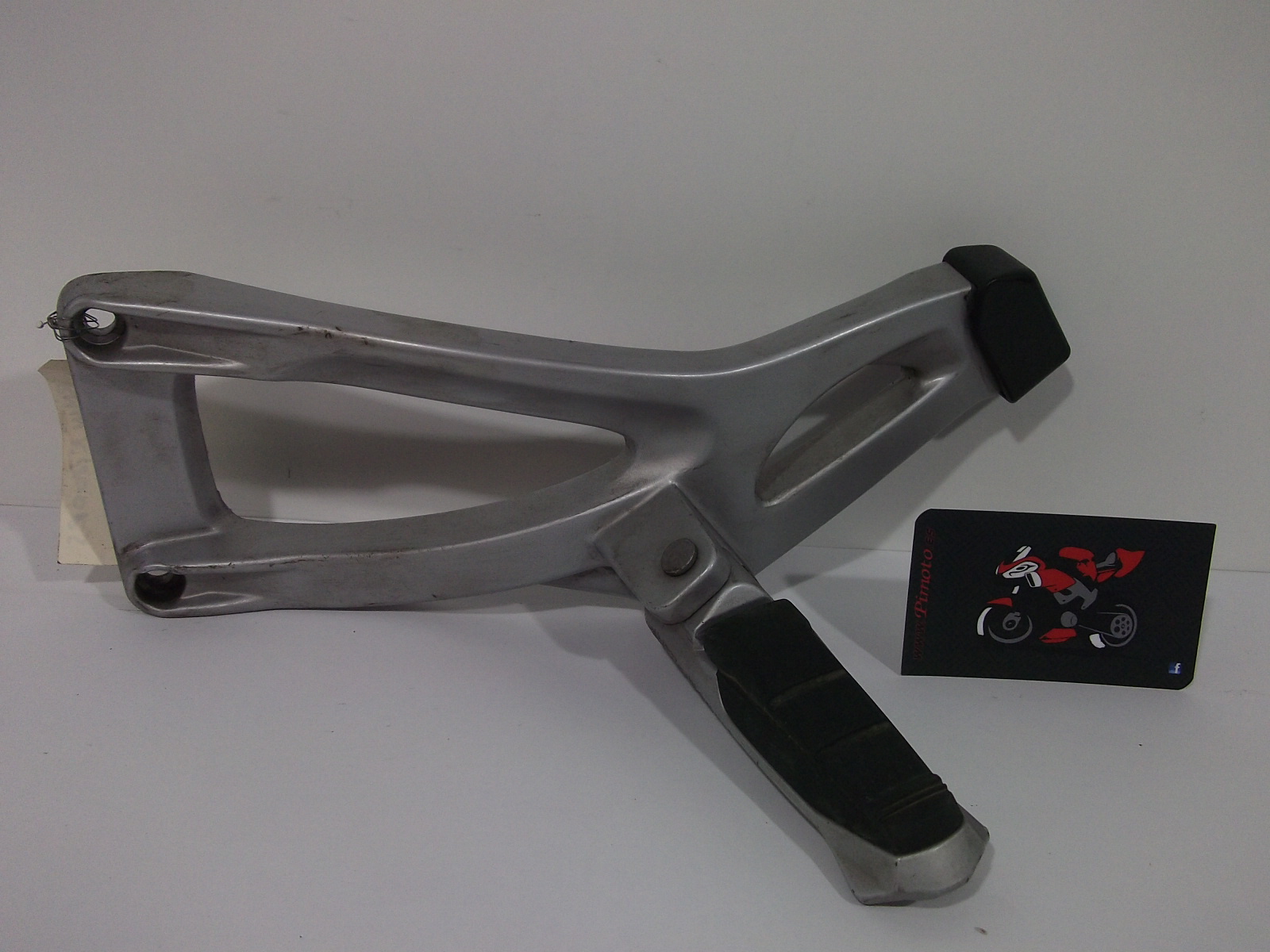ESTRIBO TRASERO IZQUIERDO.NO INCLUYE SOPORTE BMW K 1200 RS 2001 - Imagen 3