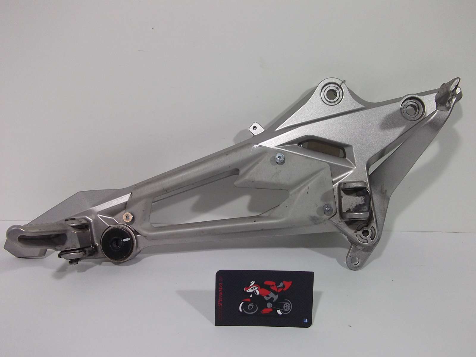 PEDAL DE FRENO TRASERO-NO INCLUYE SOPORTE NI ESTRIBO. KAWASAKI Z 800 E/FULL 2013-2016