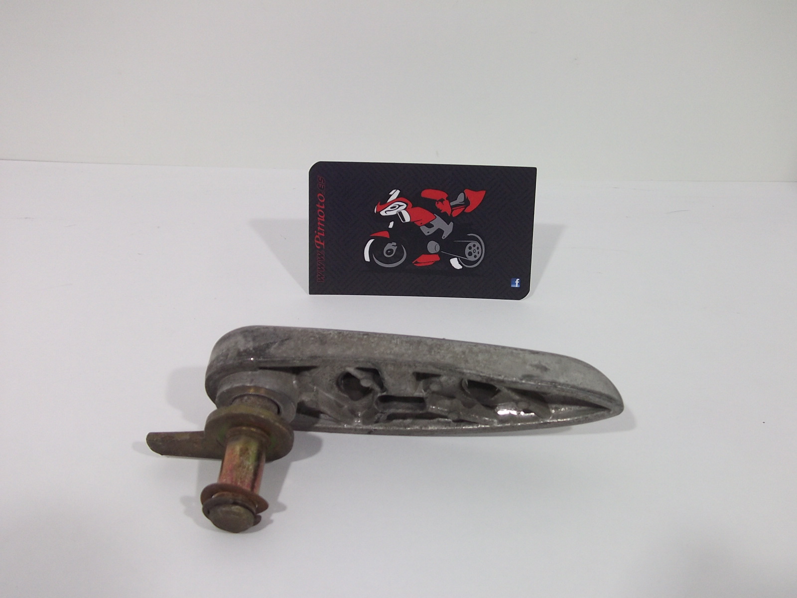 ESTRIBO TRASERO DERECHO PIAGGIO SKIPPER 125 1998/2004 - Imagen 3