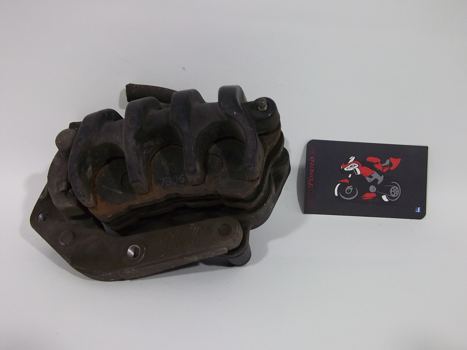 PINZA DE FRENO DELANTERA SUZUKI BURGMAN 200 2007/13 - Imagen 3