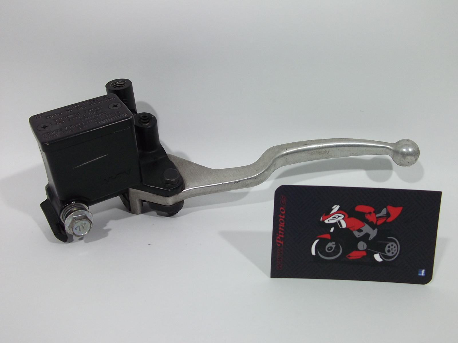 BOMBA DE FRENO TRASERO CON MANETA SUZUKI BURGMAN 125 2007/2013