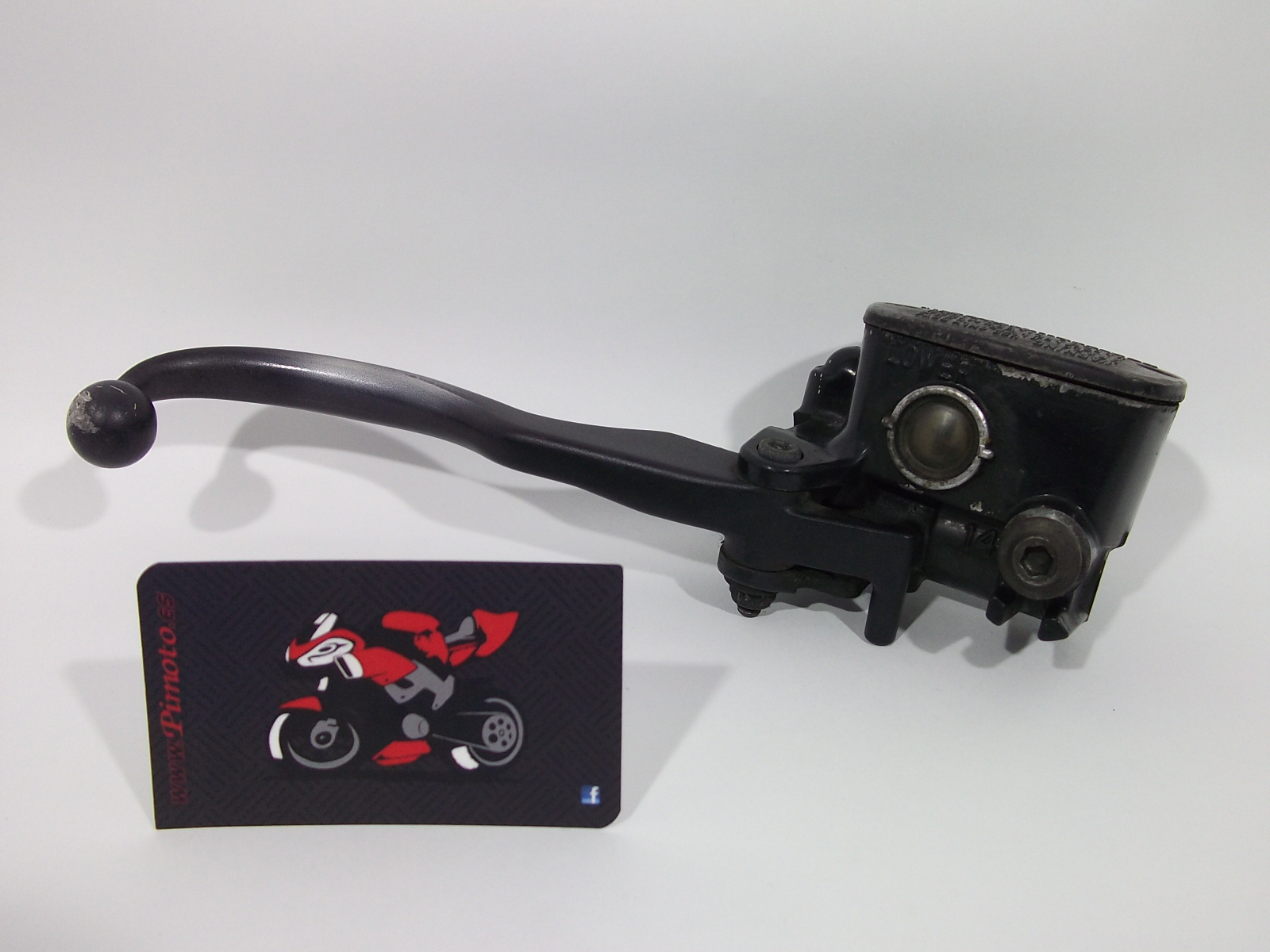 BOMBA DE FRENO DELANTERO YAMAHA TMAX 2001/03