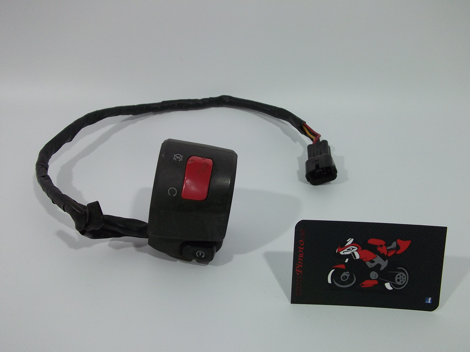 PI&Ntilde;A DERECHA KAWASAKI ER6-N 2006/08