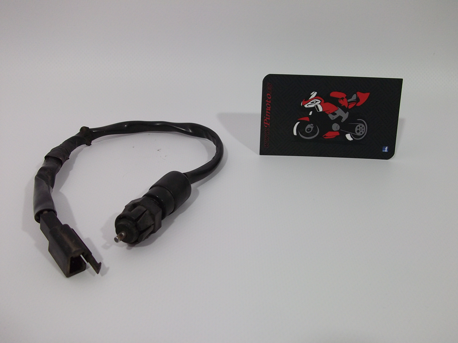SENSOR DE FRENO TRASERO TRIUMPH DAYTONA 675 2006/08 - Imagen 3