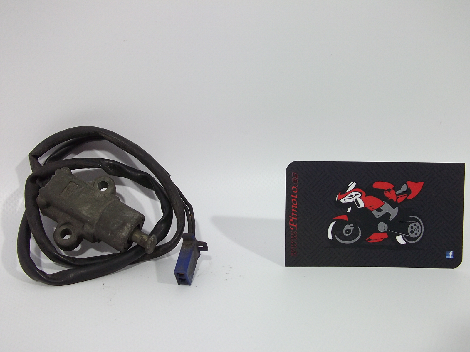 SENSOR CABALLETE LATERAL YAMAHA TMAX 2001/03