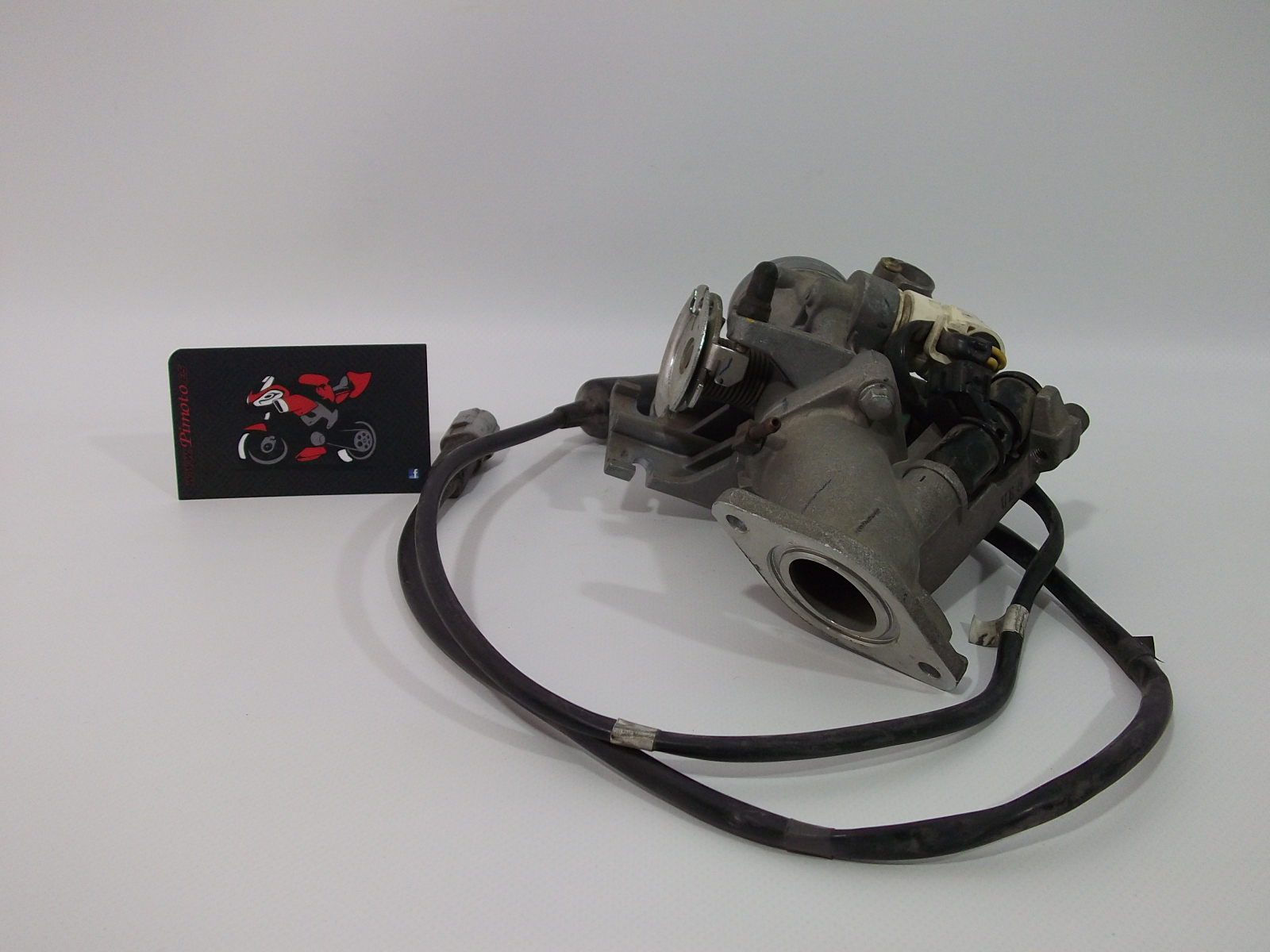 CUERPO DE MARIPOSAS CON TUBO DE ADMISION SUZUKI BURGMAN 250 2005/06 - Imagen 4