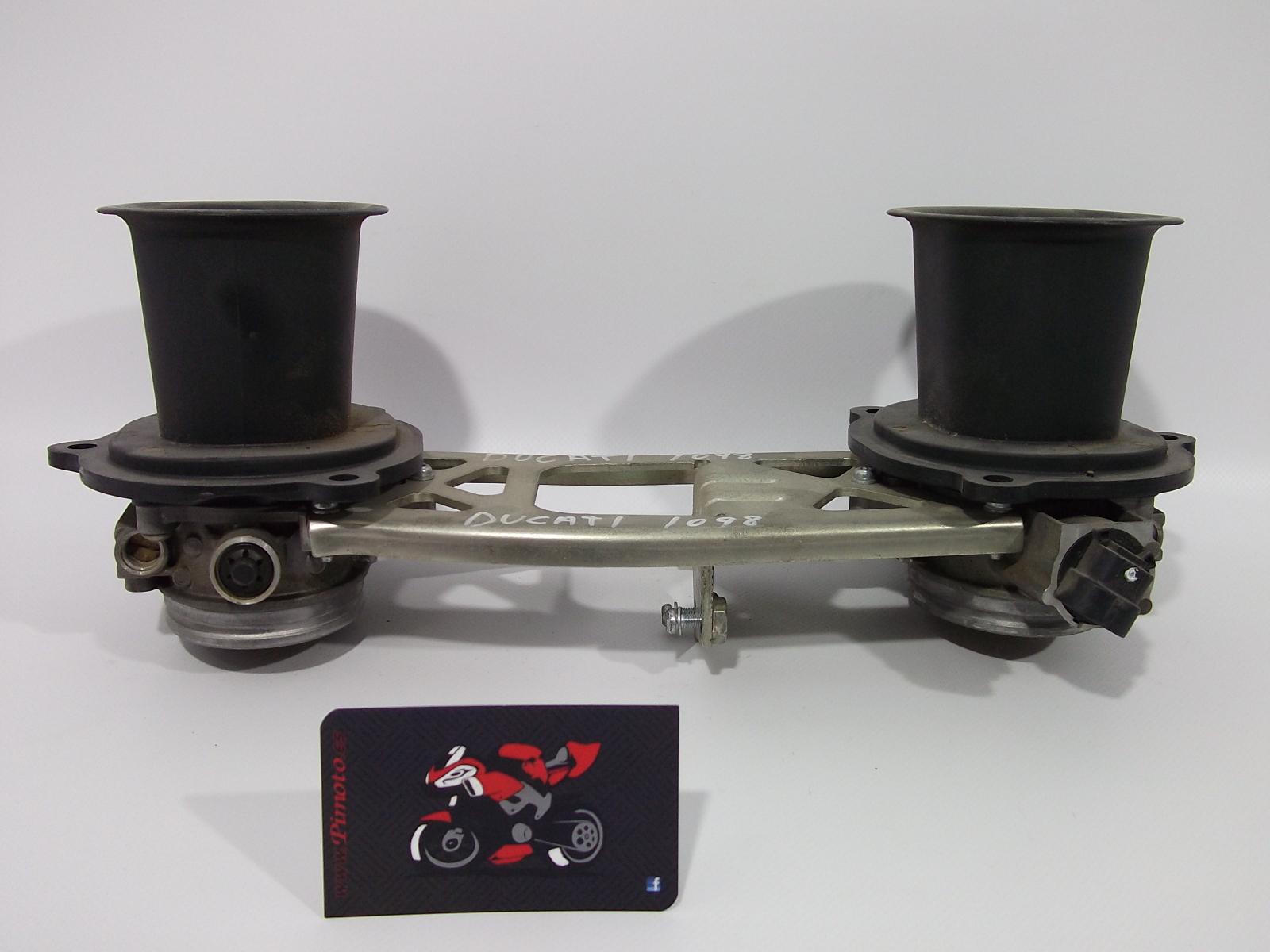 CUERPO DE MARIPOSAS DUCATI 1098 S