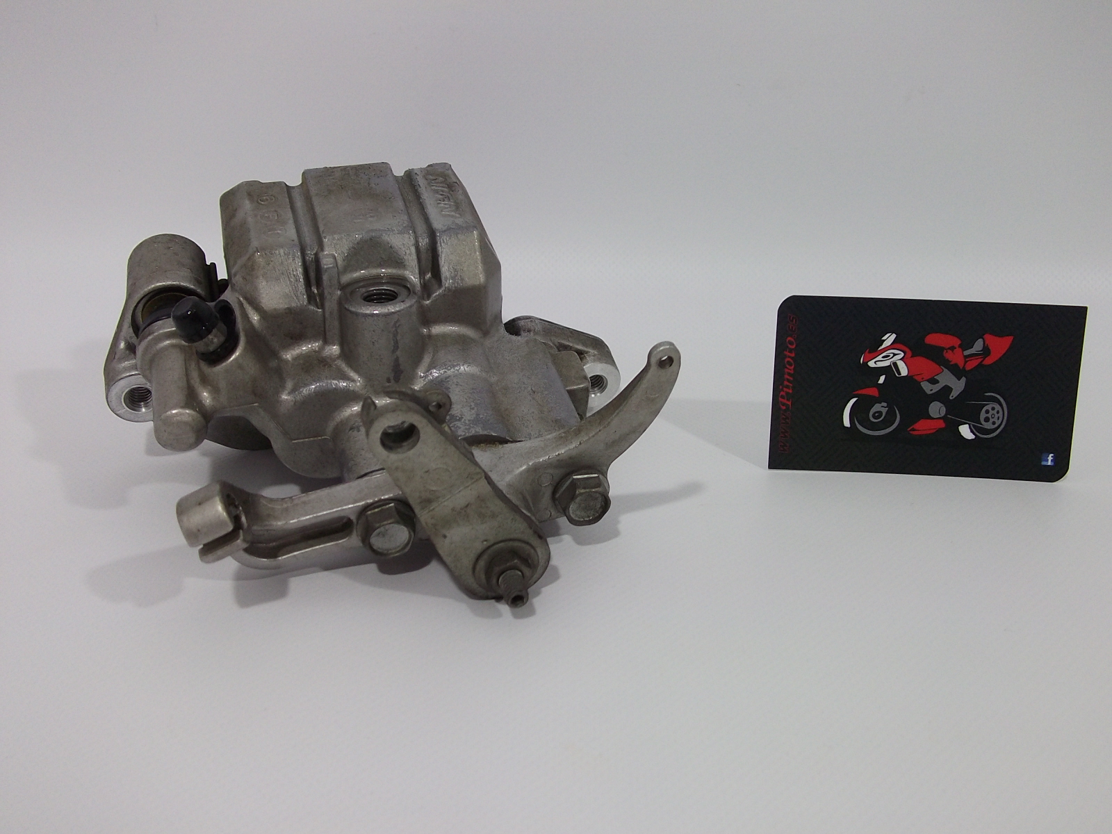 PINZA DE FRENO TRASERA SUZUKI BURGMAN 200 2007/13