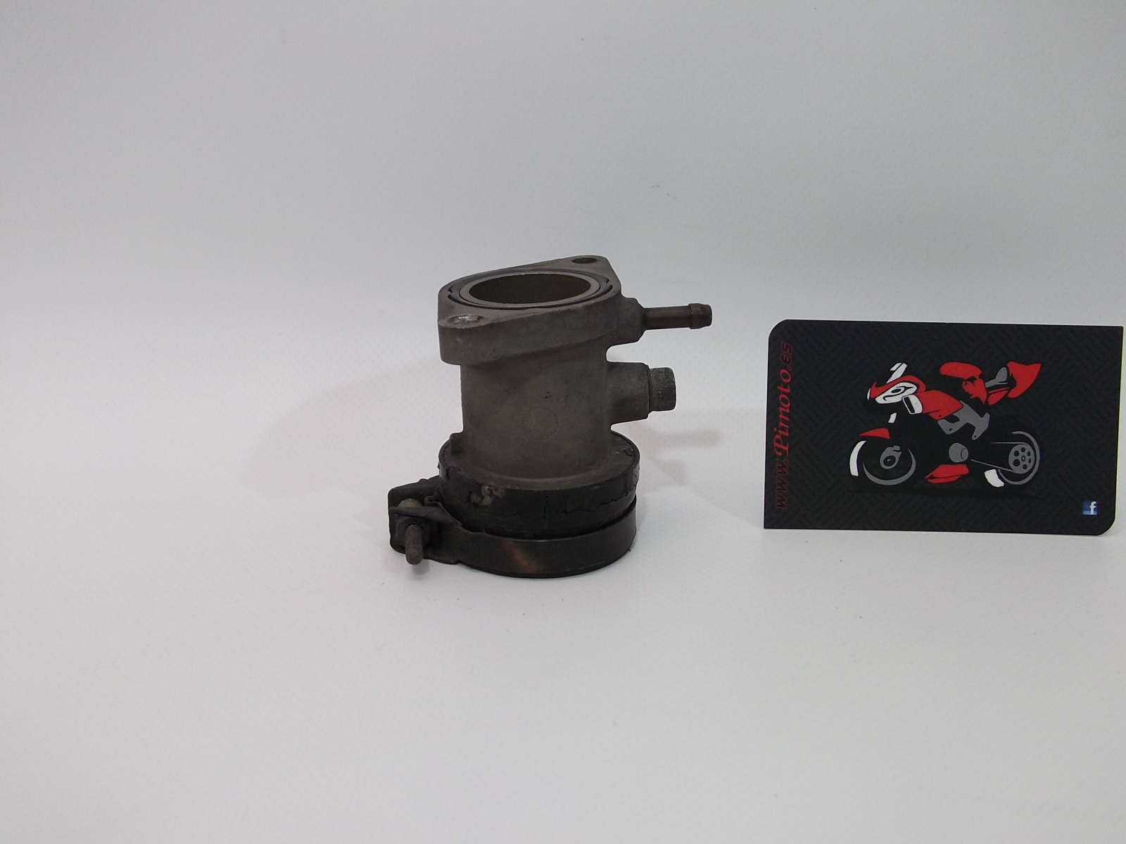 TUBO DE ADMISION YAMAHA TMAX 2001/03