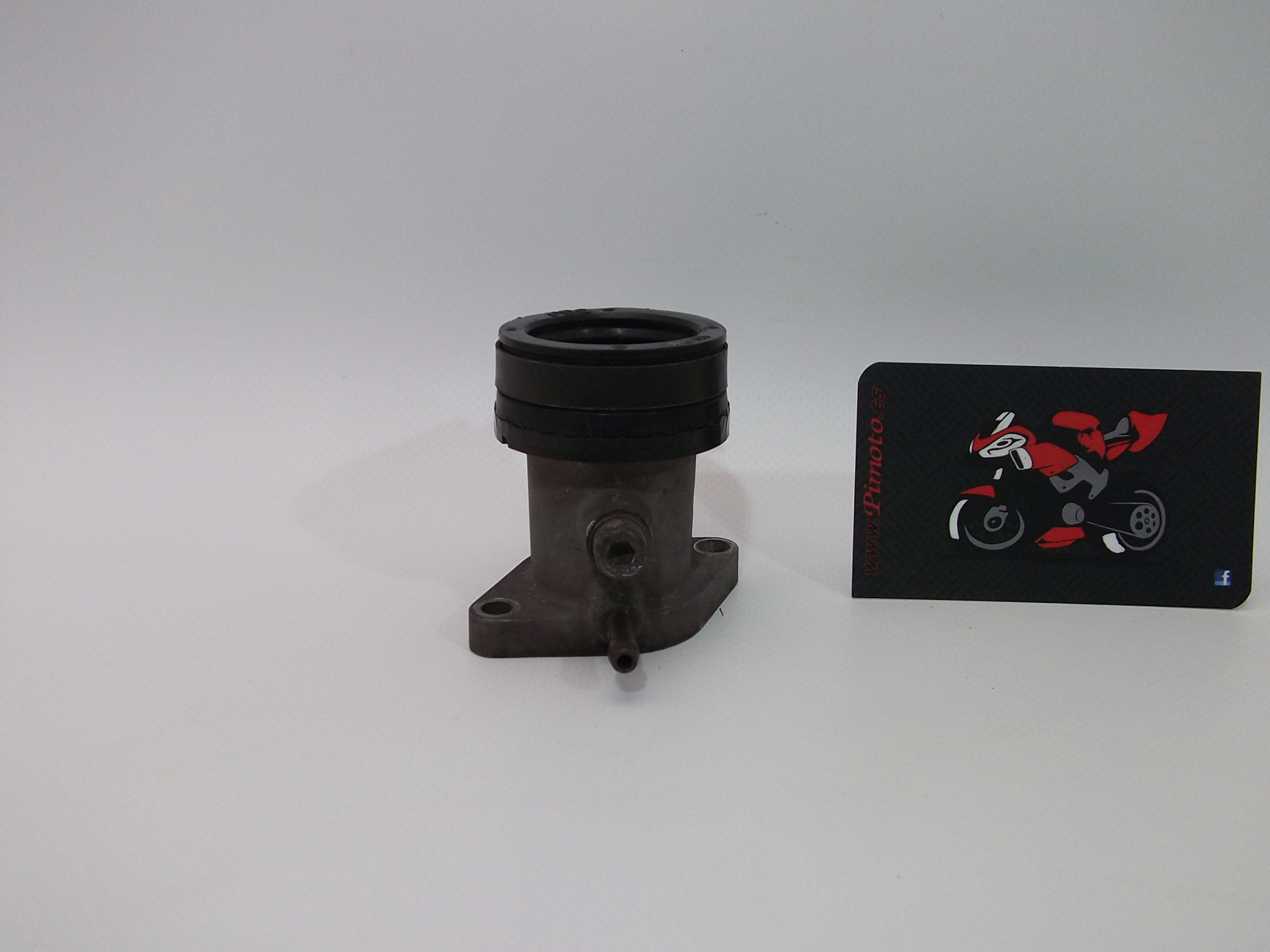 TUBO DE ADMISION YAMAHA TMAX 2001/03 - Imagen 3