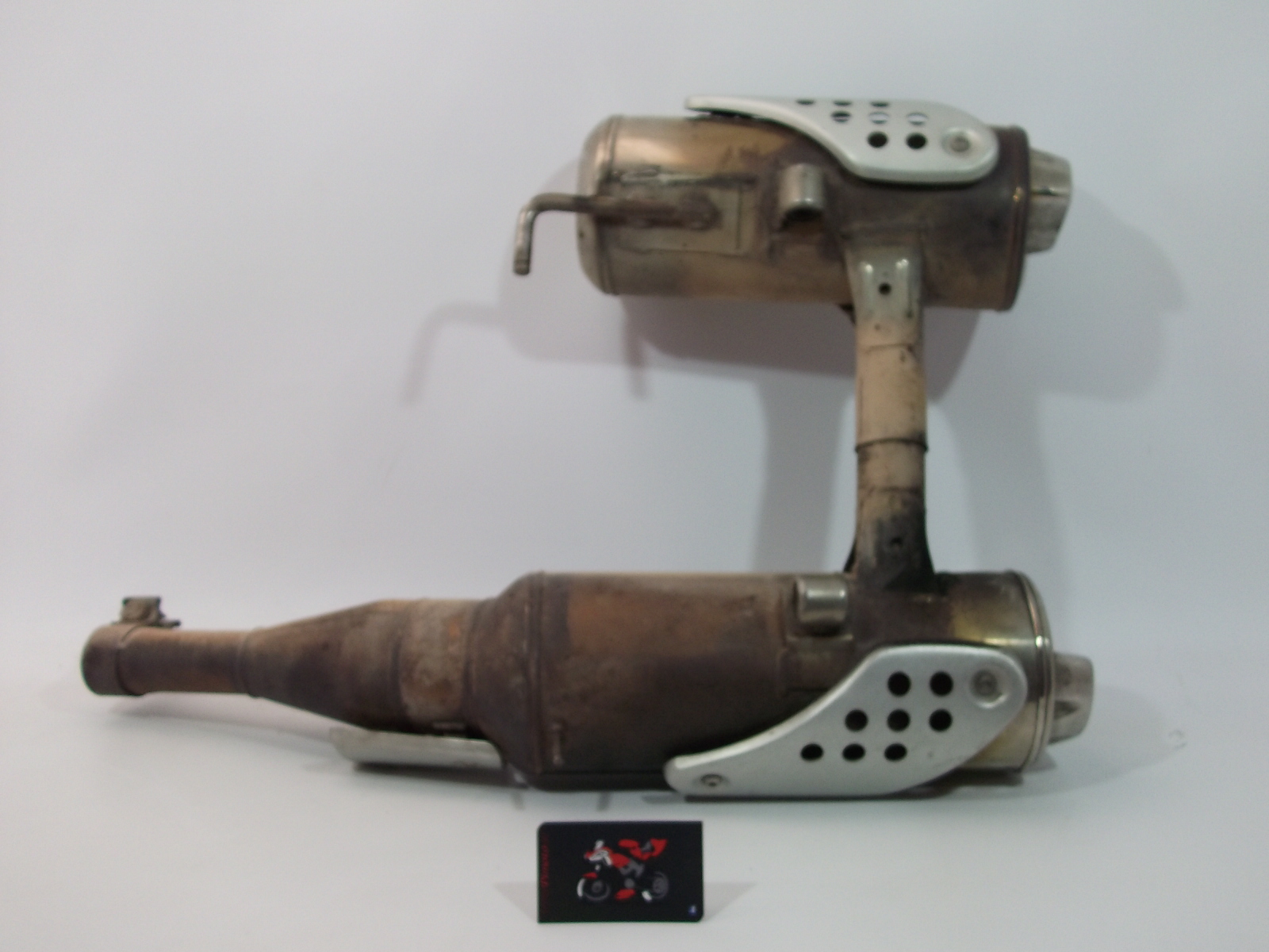 ESCAPE DERECHO BMW F650 GS 2003/07