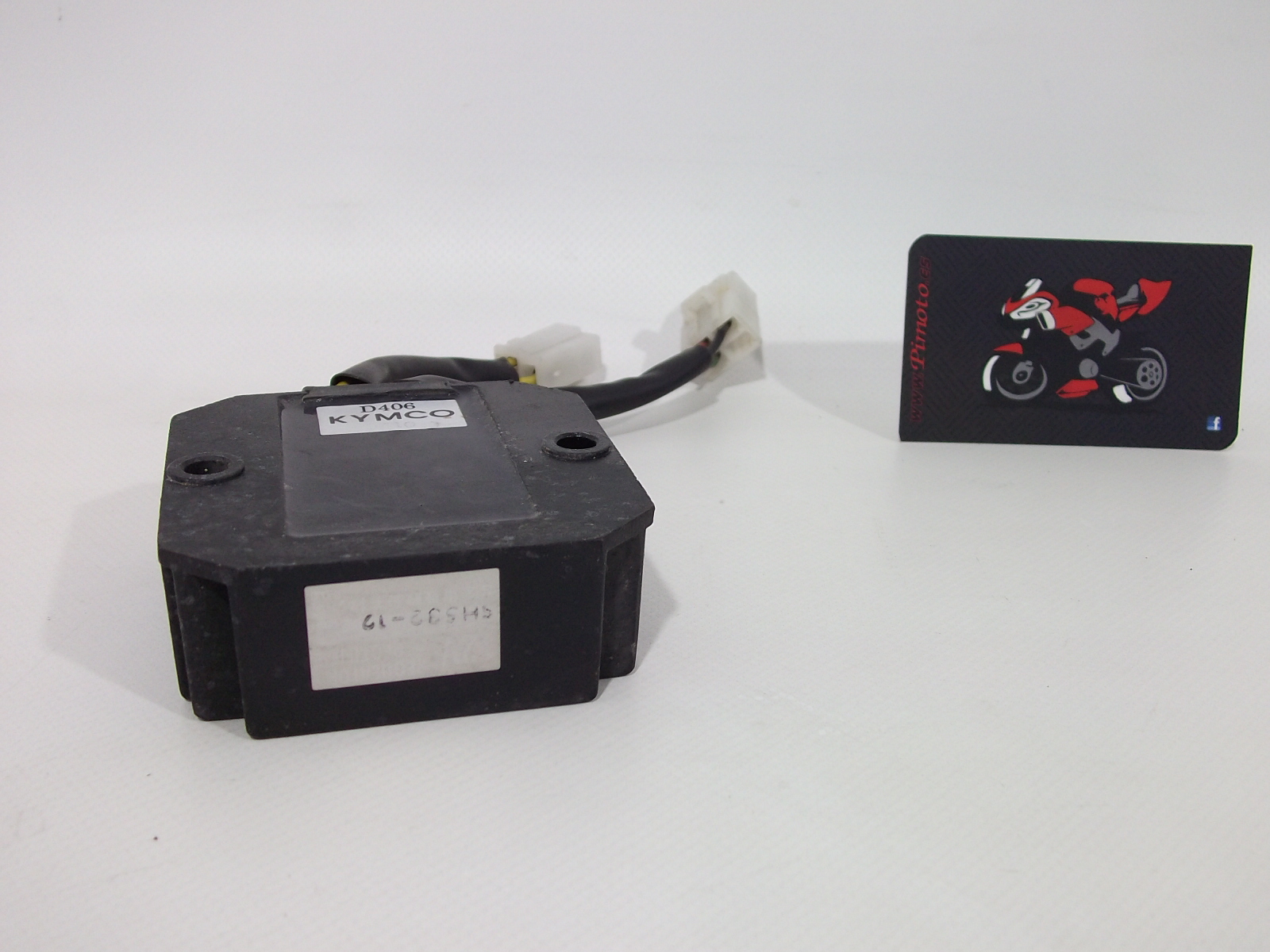 REGULADOR DE CORRIENTE KYMCO GRAND DINK 125 2002/07 - Imagen 4