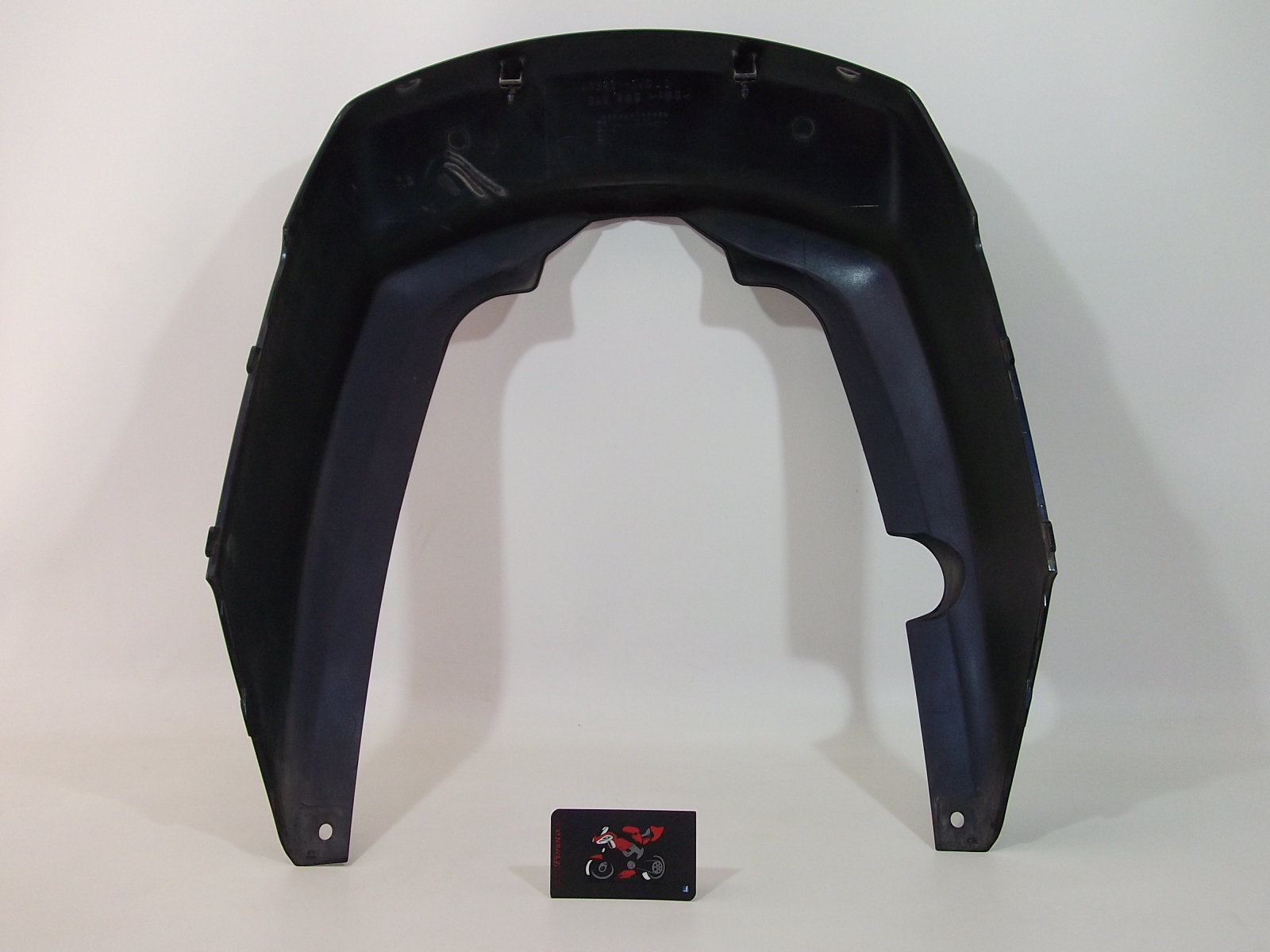 TAPA TRASERA SUZUKI BURGMAN 400 2005/06 - Imagen 3