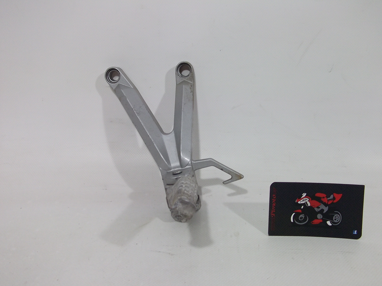 ESTRIBERA TRASERA IZQUIERDA COMPLETA HYOSUNG GTR 125 2006/10