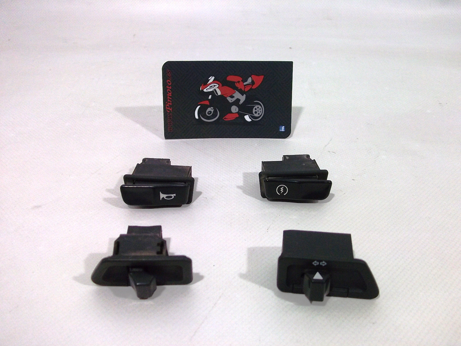 CONJUNTO DE LLAVE DE LUCES YAMAHA XMAX 125-250 2005/09