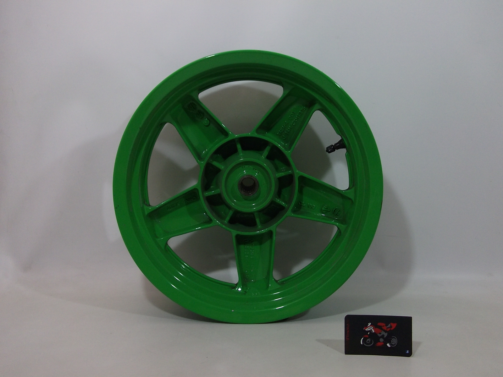 LLANTA TRASERA YAMAHA X-MAX 125 2010/2013 - Imagen 3