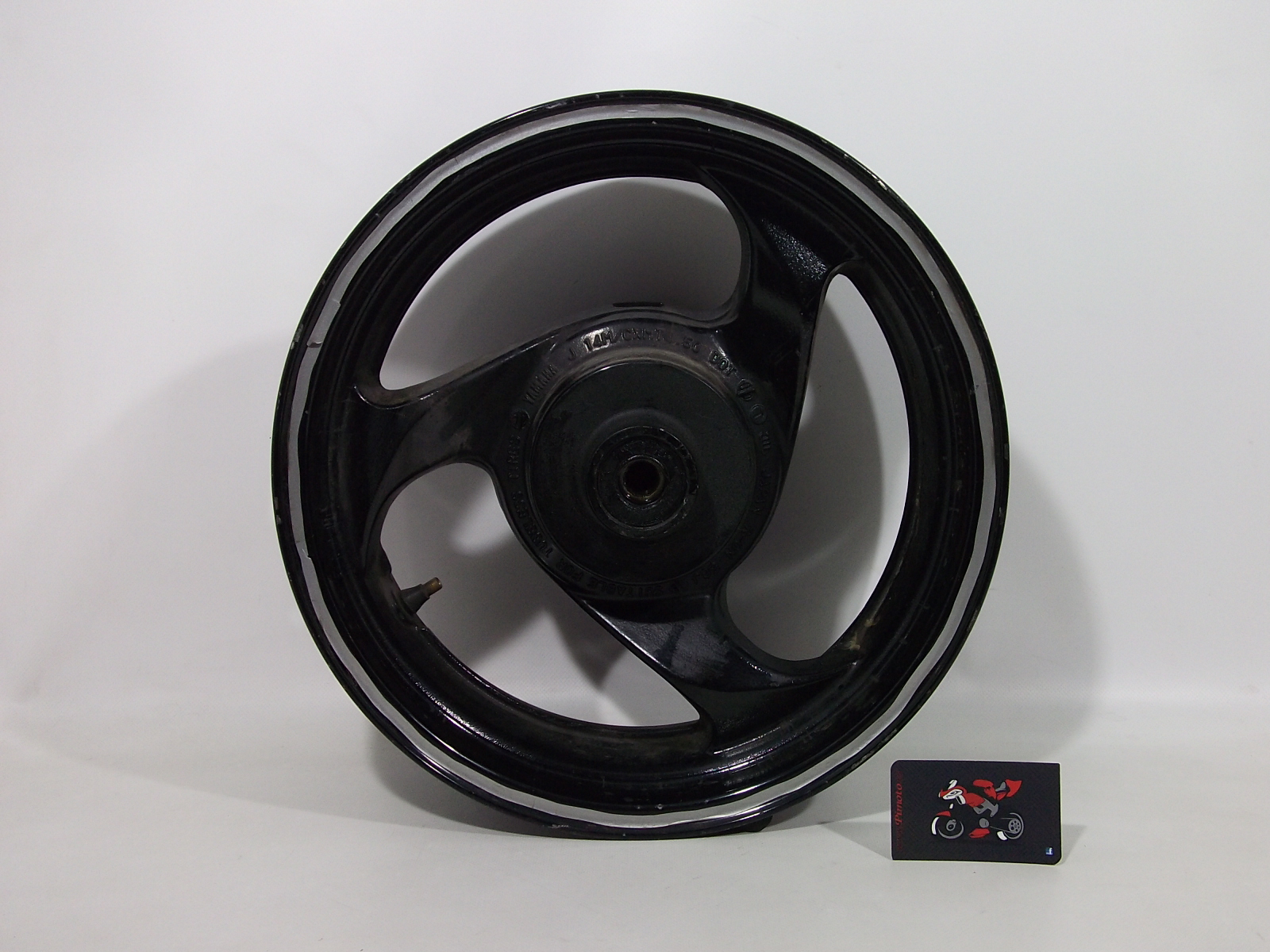 LLANTA TRASERA YAMAHA TMAX 2001/03