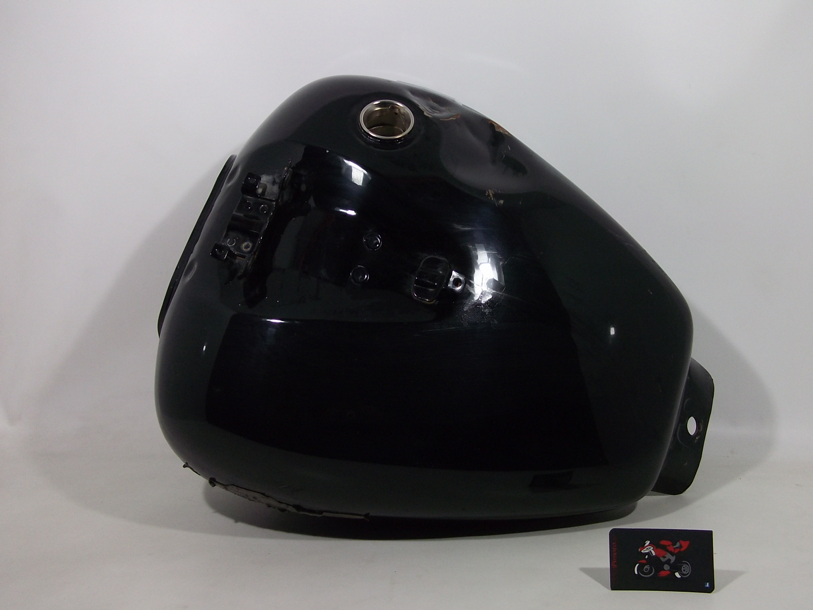 DEPOSITO DE GASOLINA SUZUKI INTRUDER C800 2010