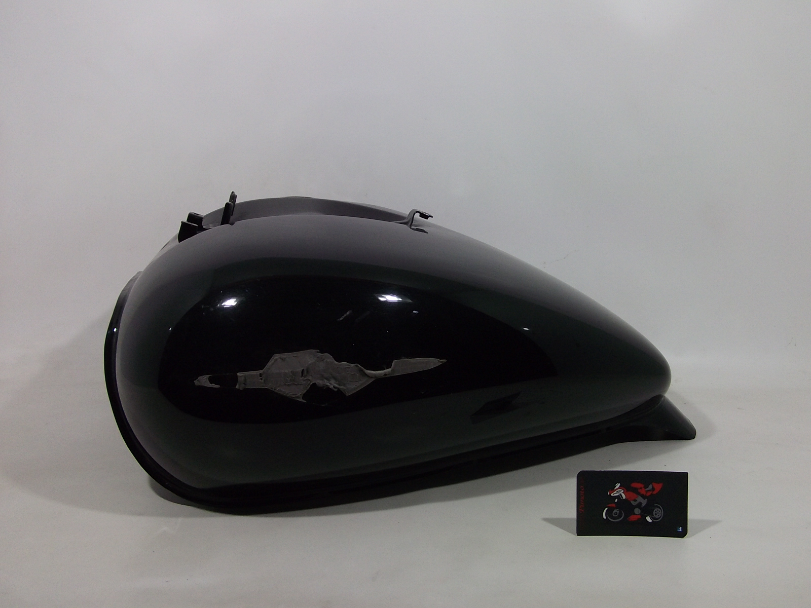 DEPOSITO DE GASOLINA SUZUKI INTRUDER C800 2010 - Imagen 2