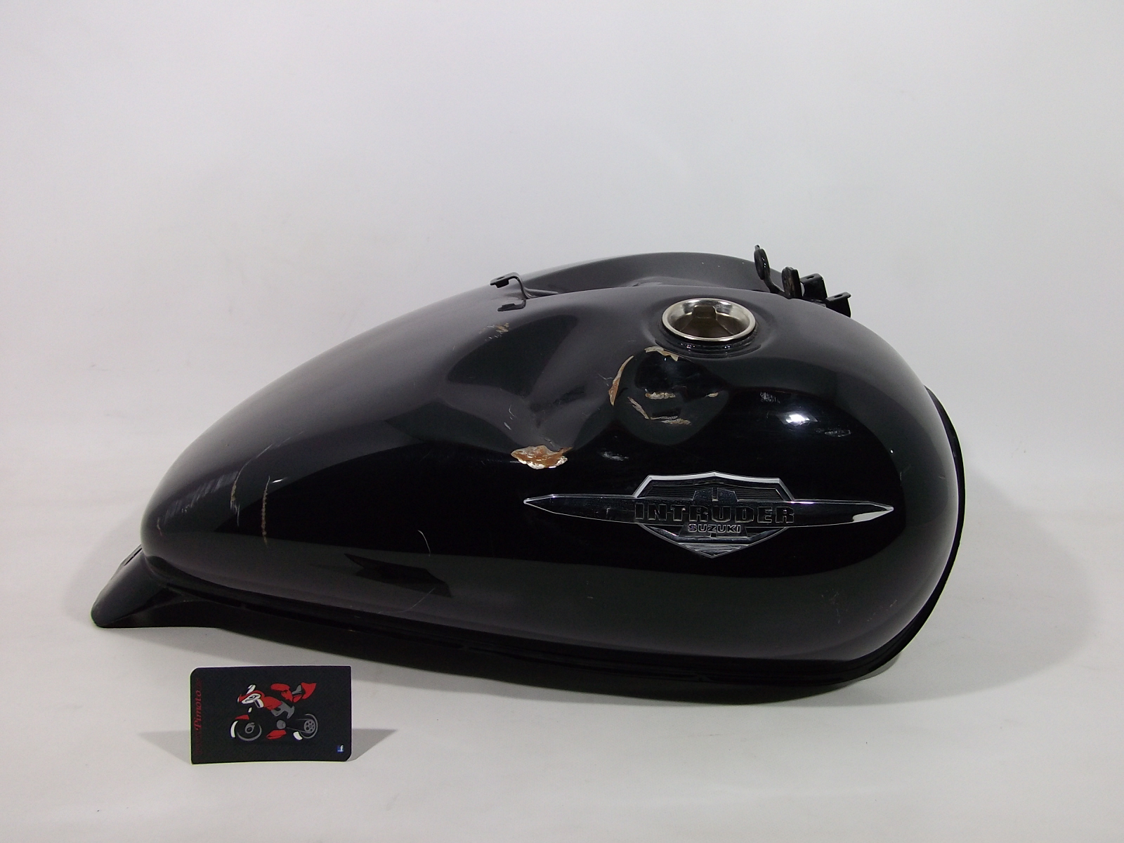 DEPOSITO DE GASOLINA SUZUKI INTRUDER C800 2010 - Imagen 3