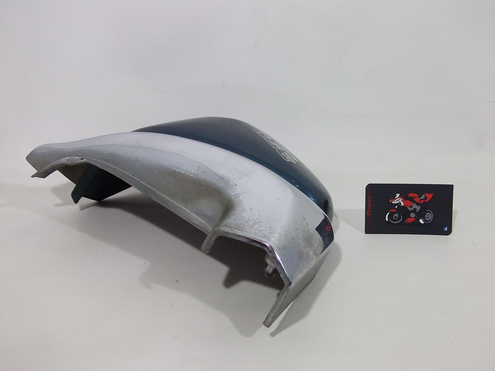 TAPA LATERAL DERECHA SUZUKI INTRUDER 250 LC 2000/2004 - Imagen 4