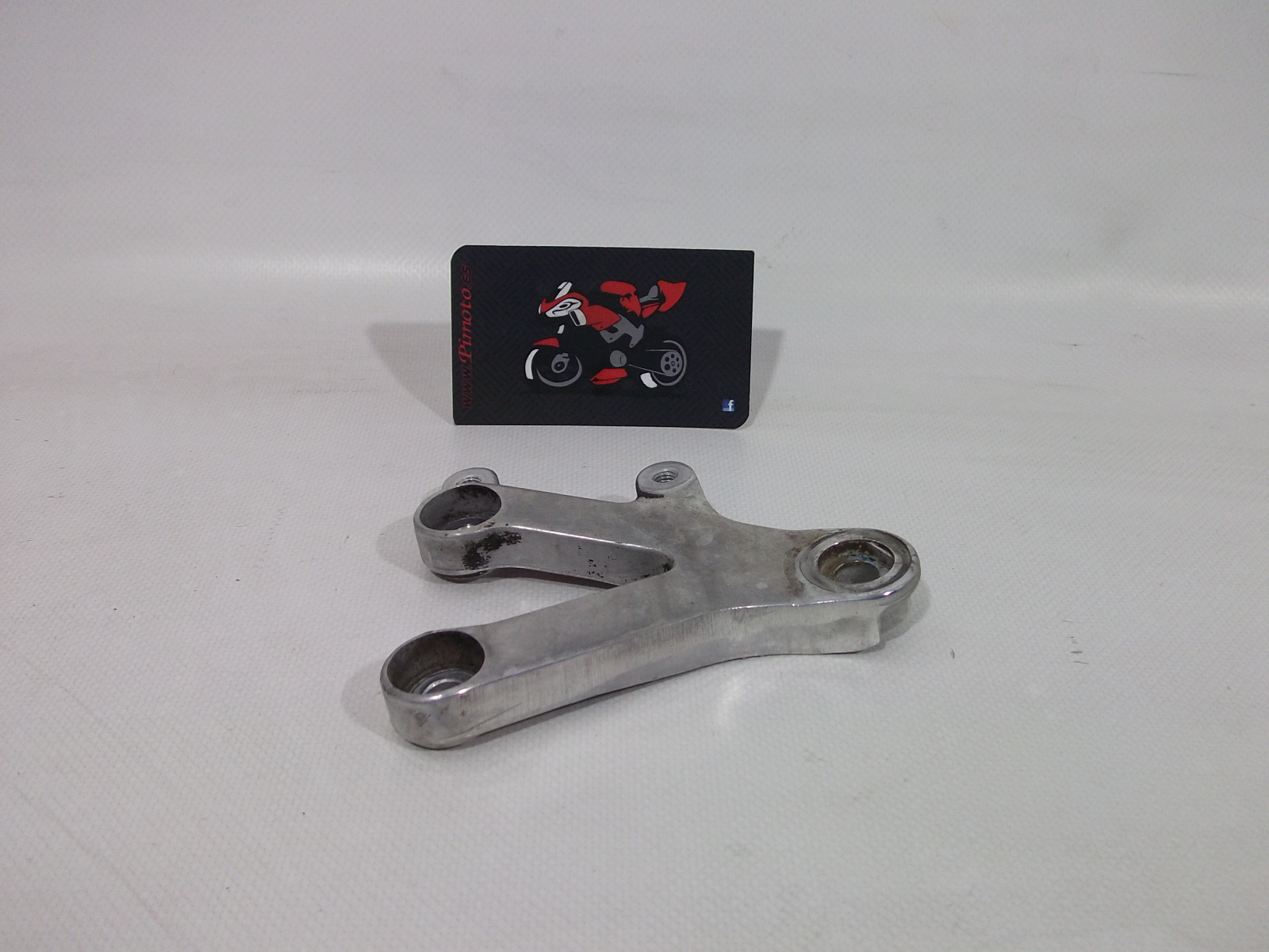 SOPORTE ESTRIBO DERECHO HONDA CBR 900 RR 2000-2001 - Imagen 4