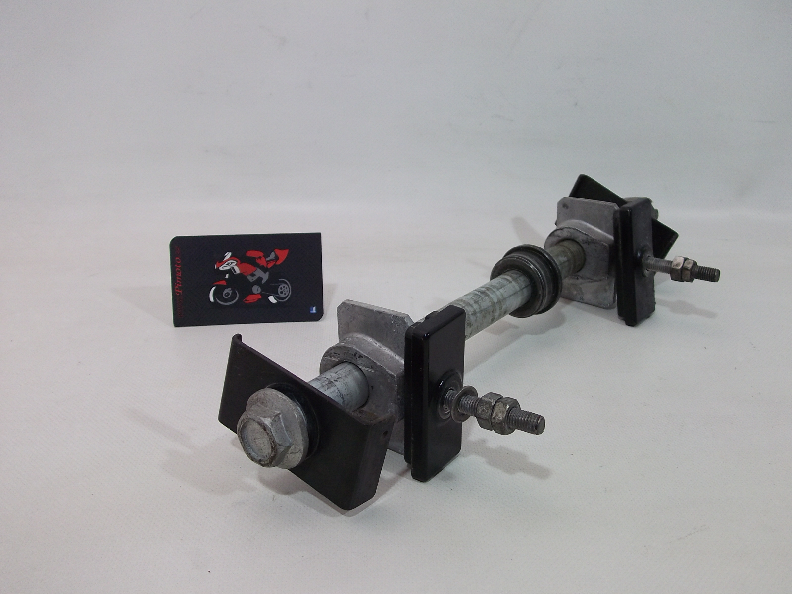 EJE TRASERO COMPLETO KAWASAKI Z 750 - Imagen 3