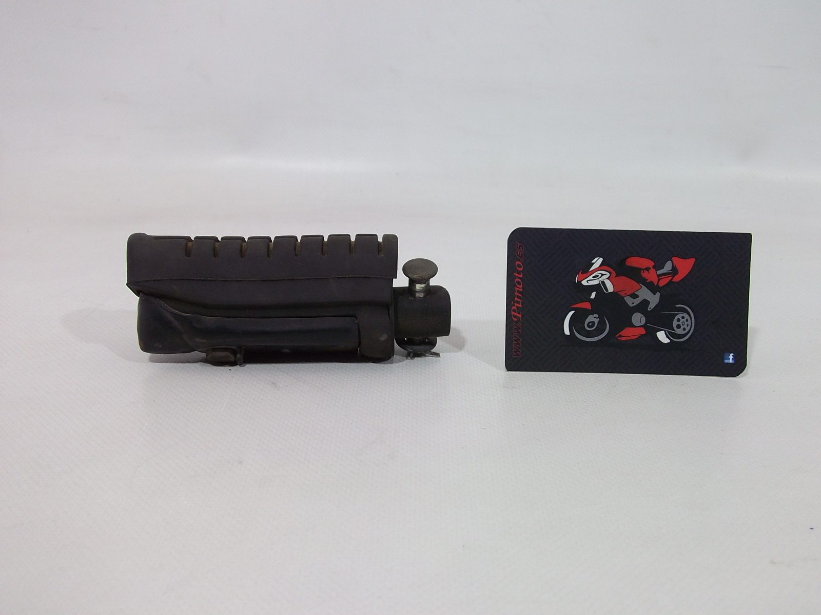 ESTRIBO DEL. DER. HONDA CBF 125 08/15