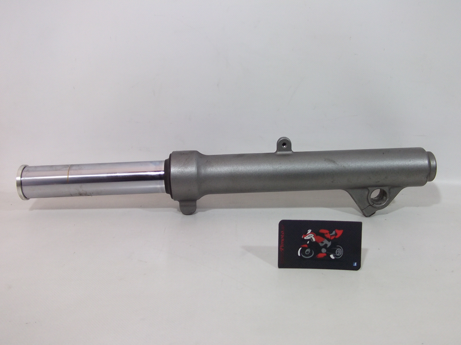 BARRA DE SUSPENSION DERECHA YAMAHA MAJESTY 400  2004/2008