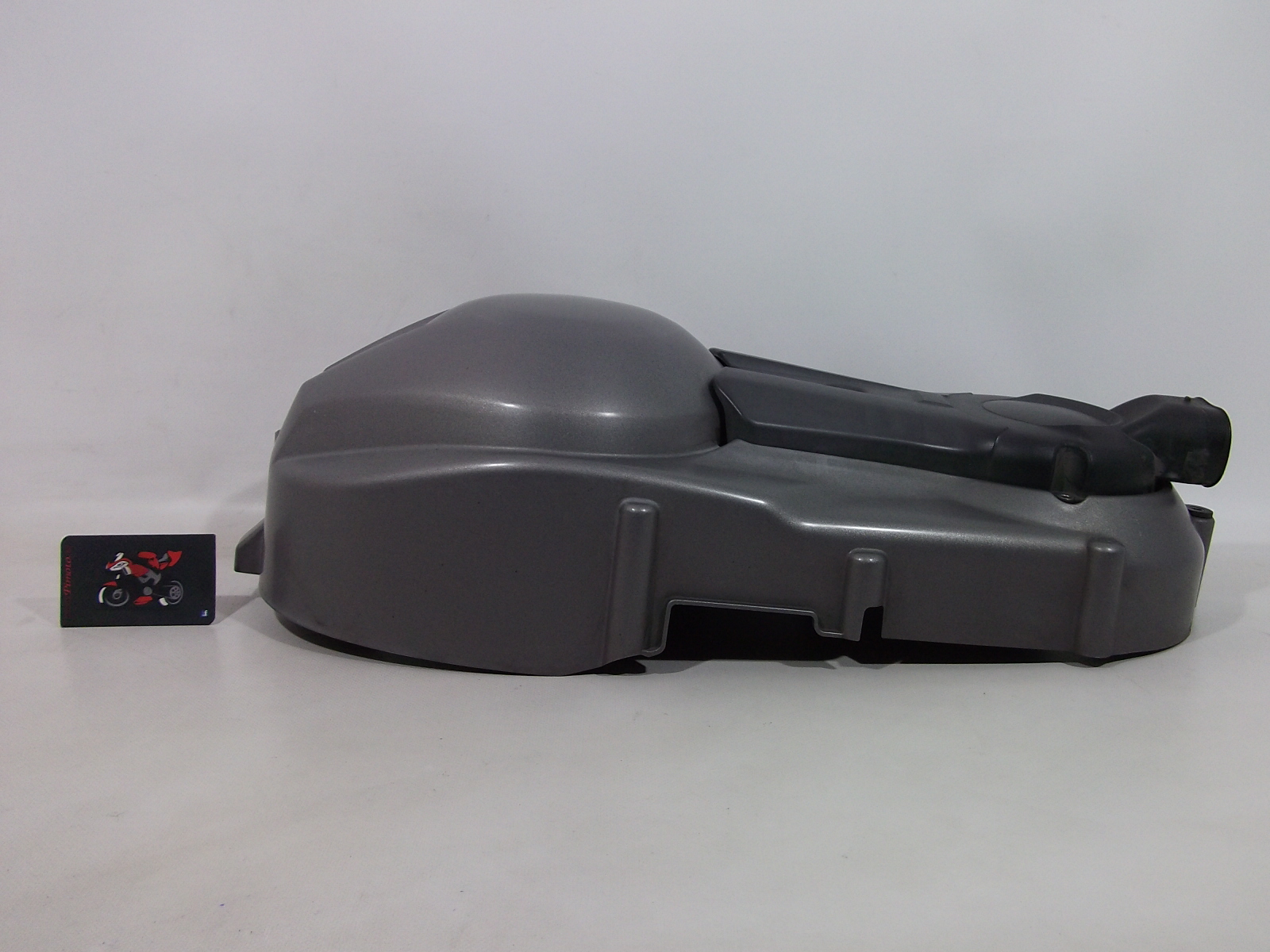 TAPA VARIADOR EXTERIOR SUZUKI BURGMAN 400 2007 - Imagen 4