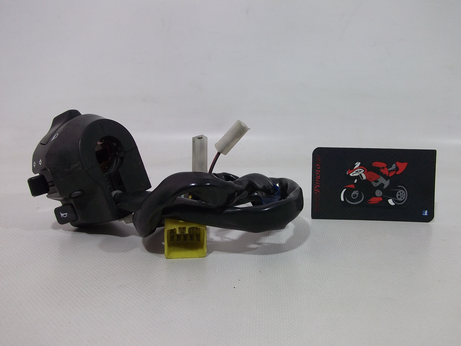 PI&Ntilde;A DE LUCES IZQUIERDA SUZUKI BURGMAN 400 2007 - Imagen 3