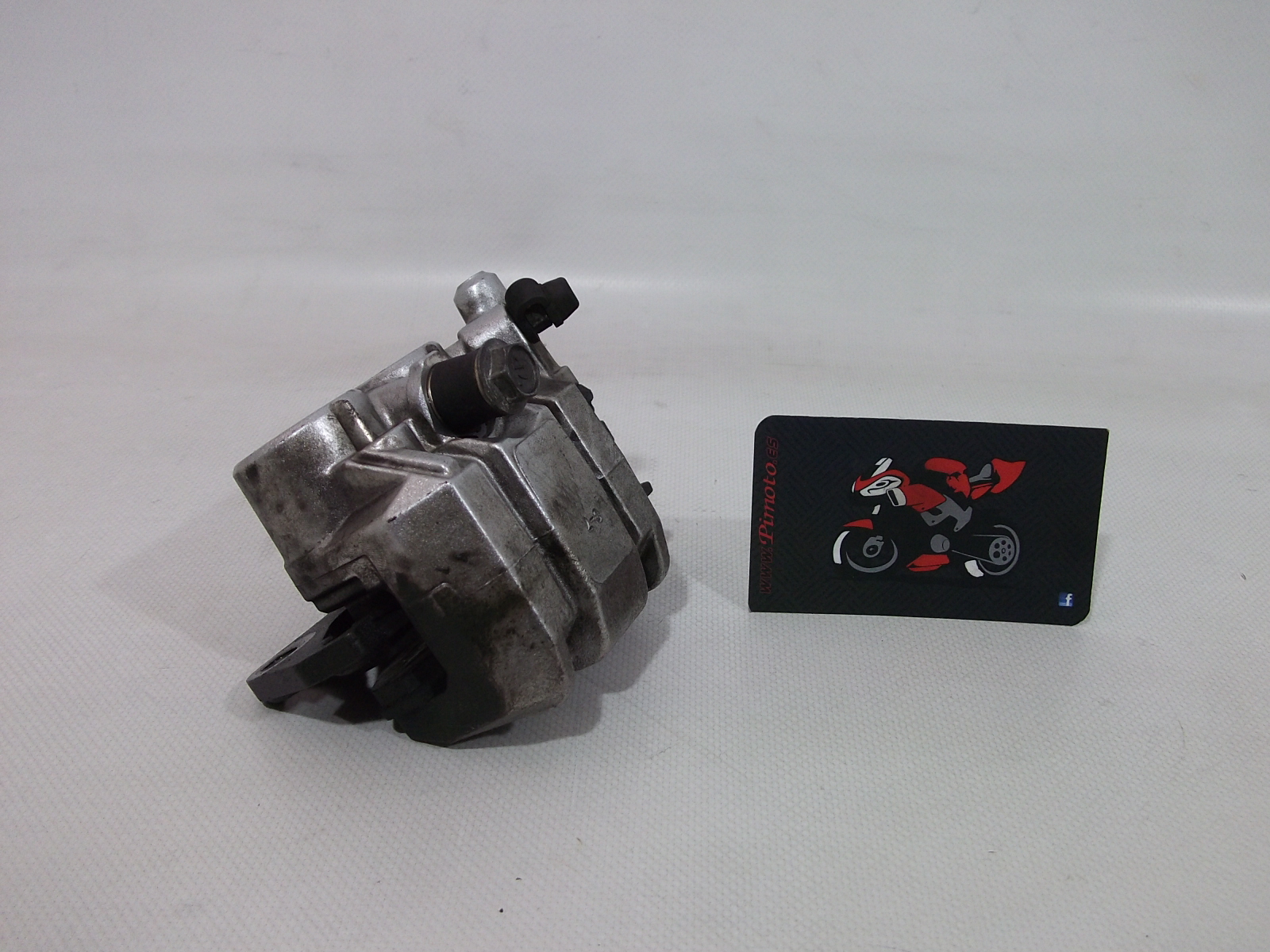 PINZA DE FRENO DELANTERA IZQUIERDA SUZUKI BURGMAN 400 2007 - Imagen 3