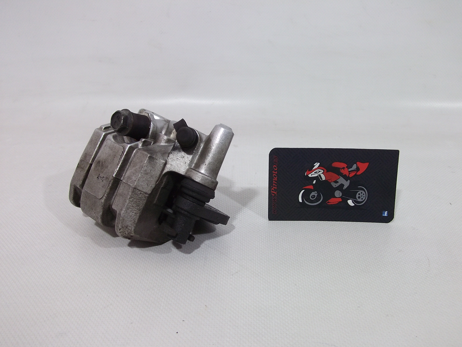 PINZA DE FRENO DELANTERA IZQUIERDA SUZUKI BURGMAN 400 2007 - Imagen 4