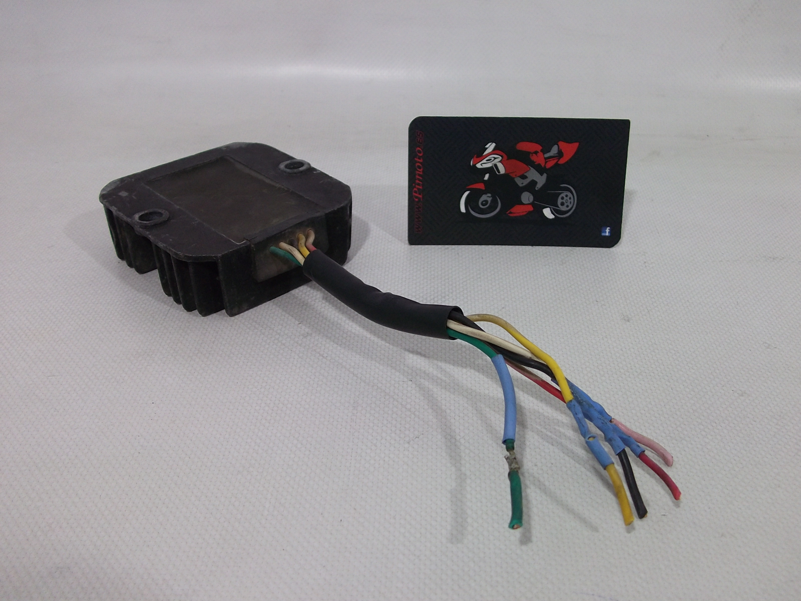 REGULADOR DE CORRIENTE KYMCO ZINQ II - Imagen 4