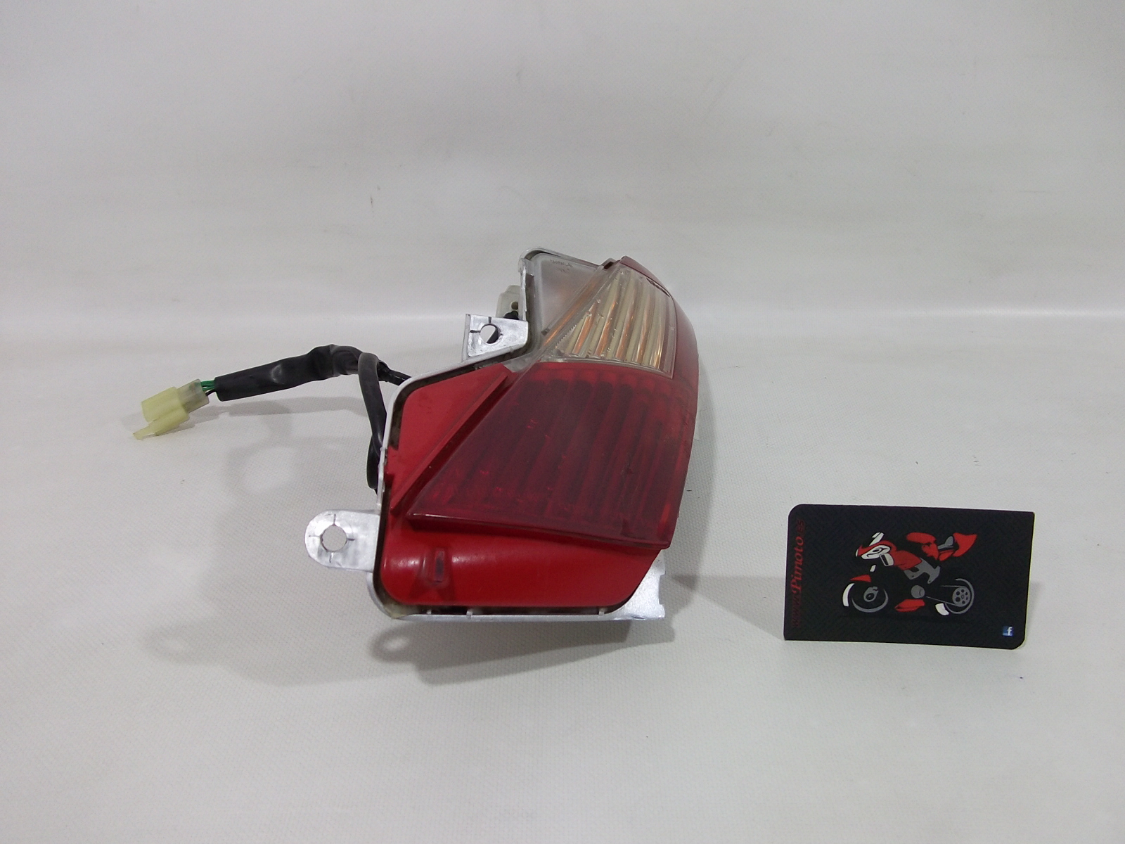 PILOTO TRASERO DERECHO HONDA PANTHEON 125 03-06 - Imagen 4