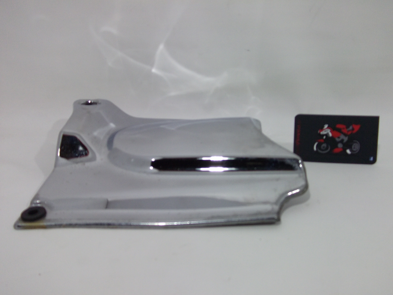 TAPA MOTOR DERECHA SUZUKI INTRUDER c800 05/07 - Imagen 3