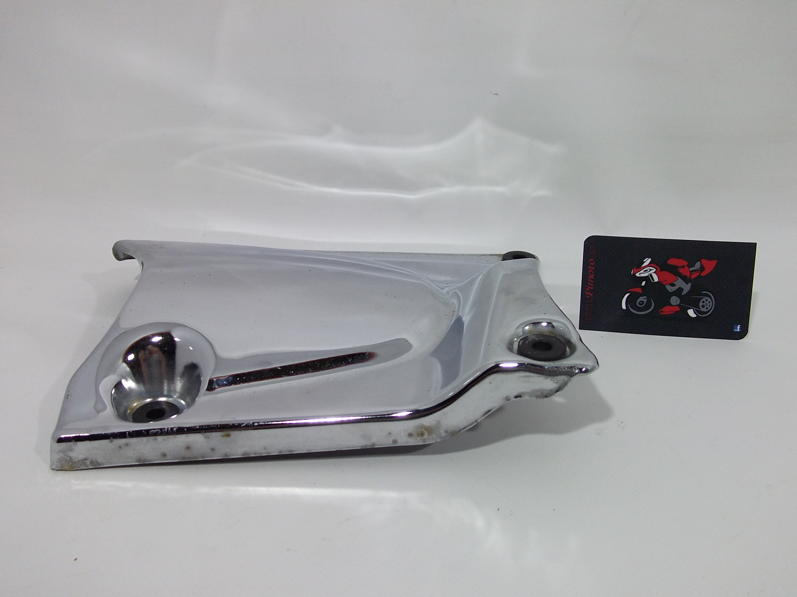 TAPA MOTOR DERECHA SUZUKI INTRUDER c800 05/07 - Imagen 4