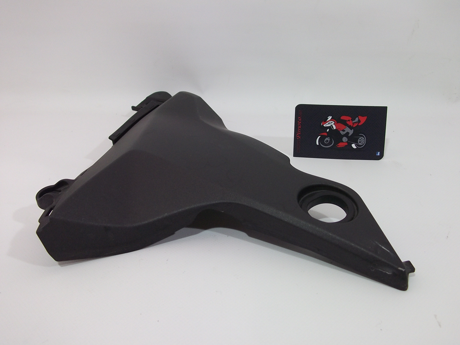 EMBELLECEDOR IZQUIERDO INFERIOR SUBCHASIS KAWASAKI Z 800 E/FULL 2013-2016 - Imagen 3
