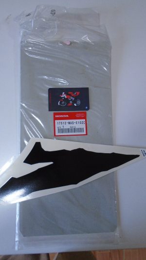 17512-MAS-E10ZC ADHESIVOS OEM HONDA