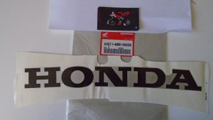 64311-MBW-300ZB ADHESIVOS OEM HONDA