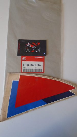 64101-MW0-600ZA ADHESIVOS OEM HONDA