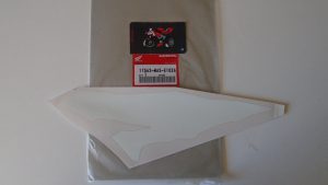 17562-MAS-E10ZA ADHESIVOS OEM HONDA