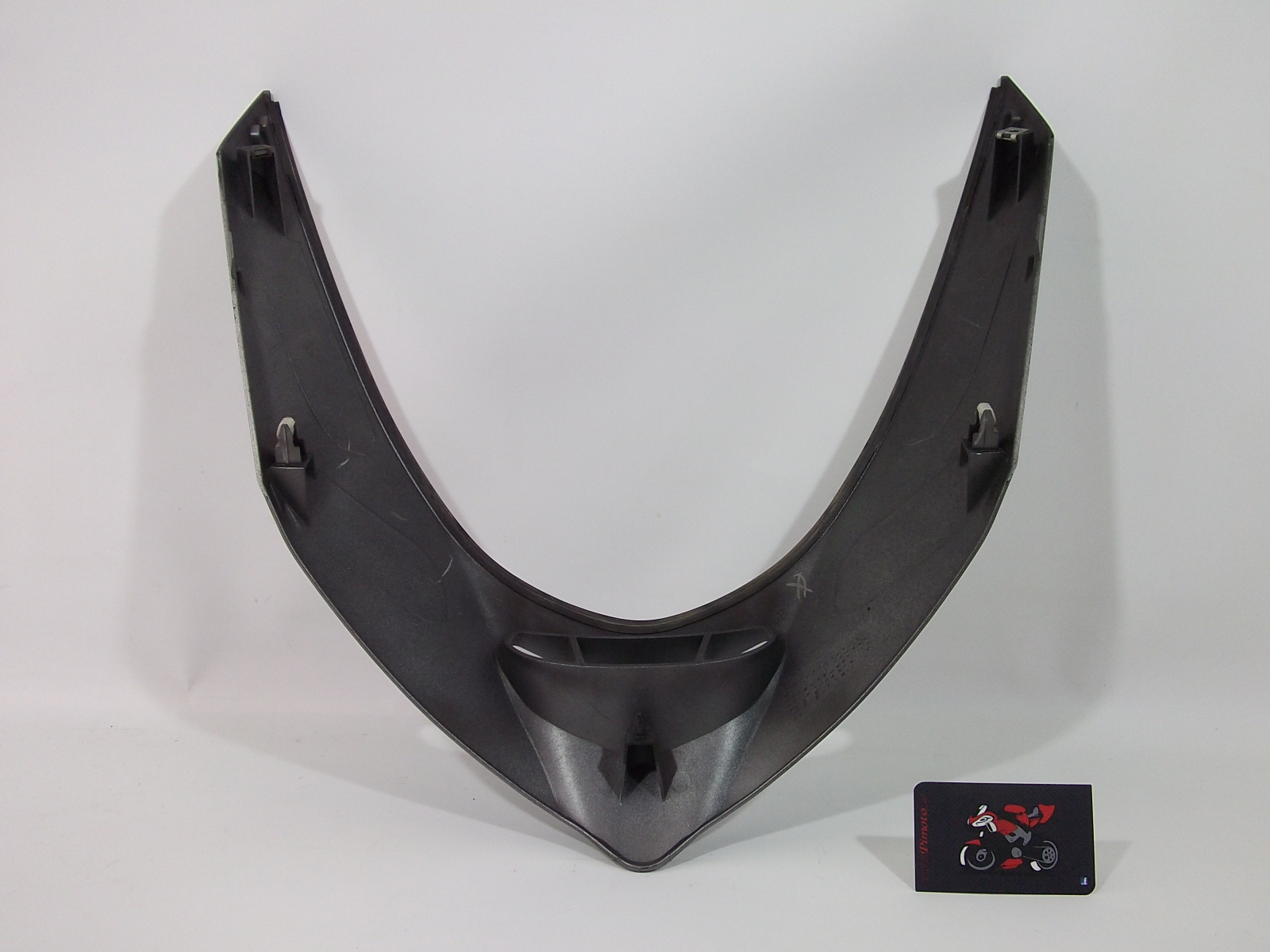 TAPA FRONTAL FARO SUZUKI BURGMAN 250 2005/06 - Imagen 3