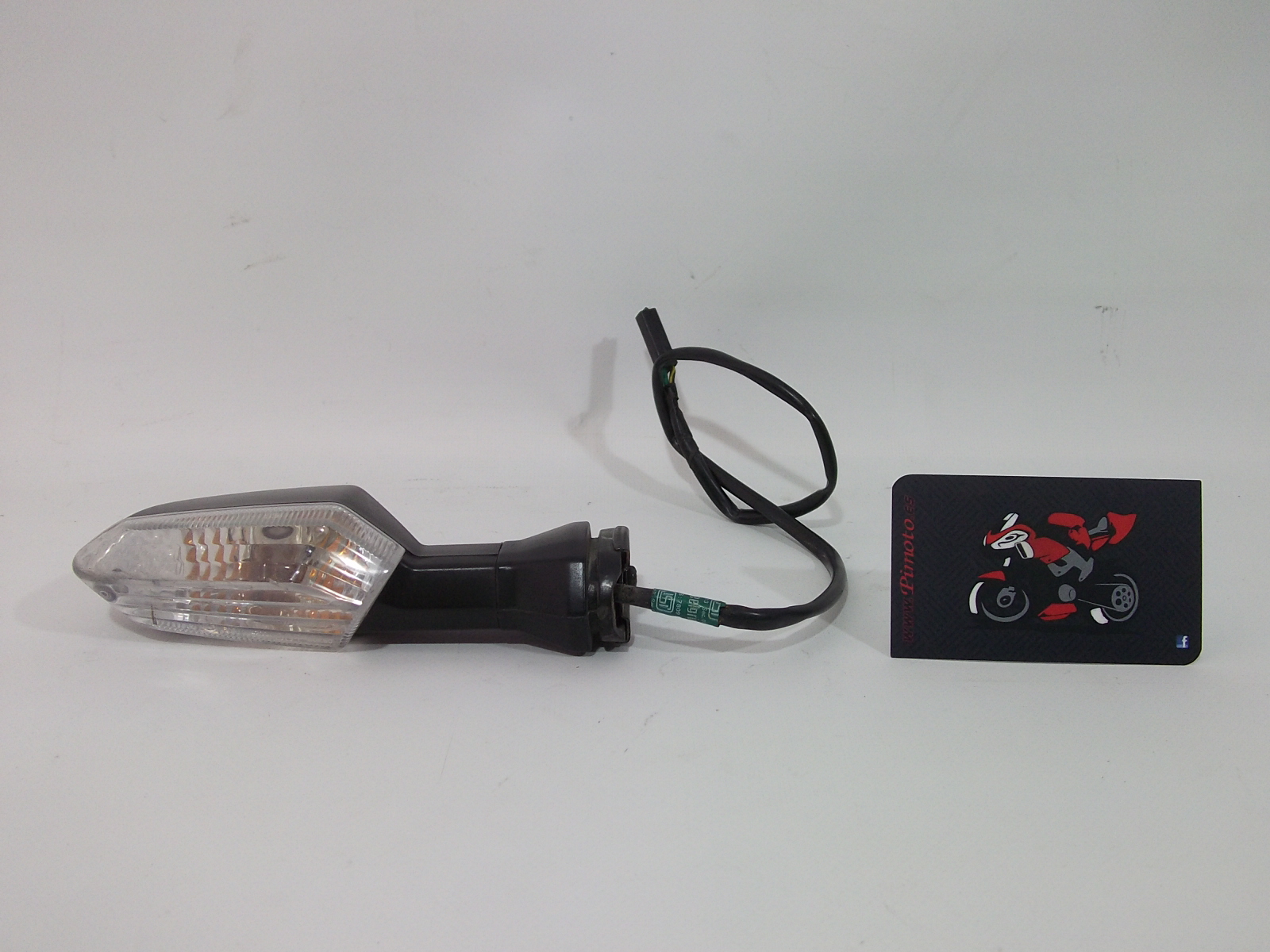 INTERMITENTE TRASERO IZQUIERDO
 YAMAHA YZF125R 2008/13