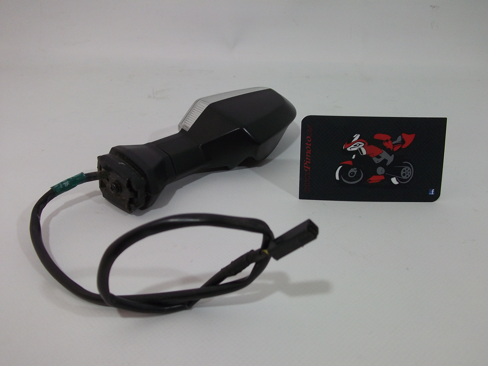INTERMITENTE TRASERO IZQUIERDO
 YAMAHA YZF125R 2008/13 - Imagen 4