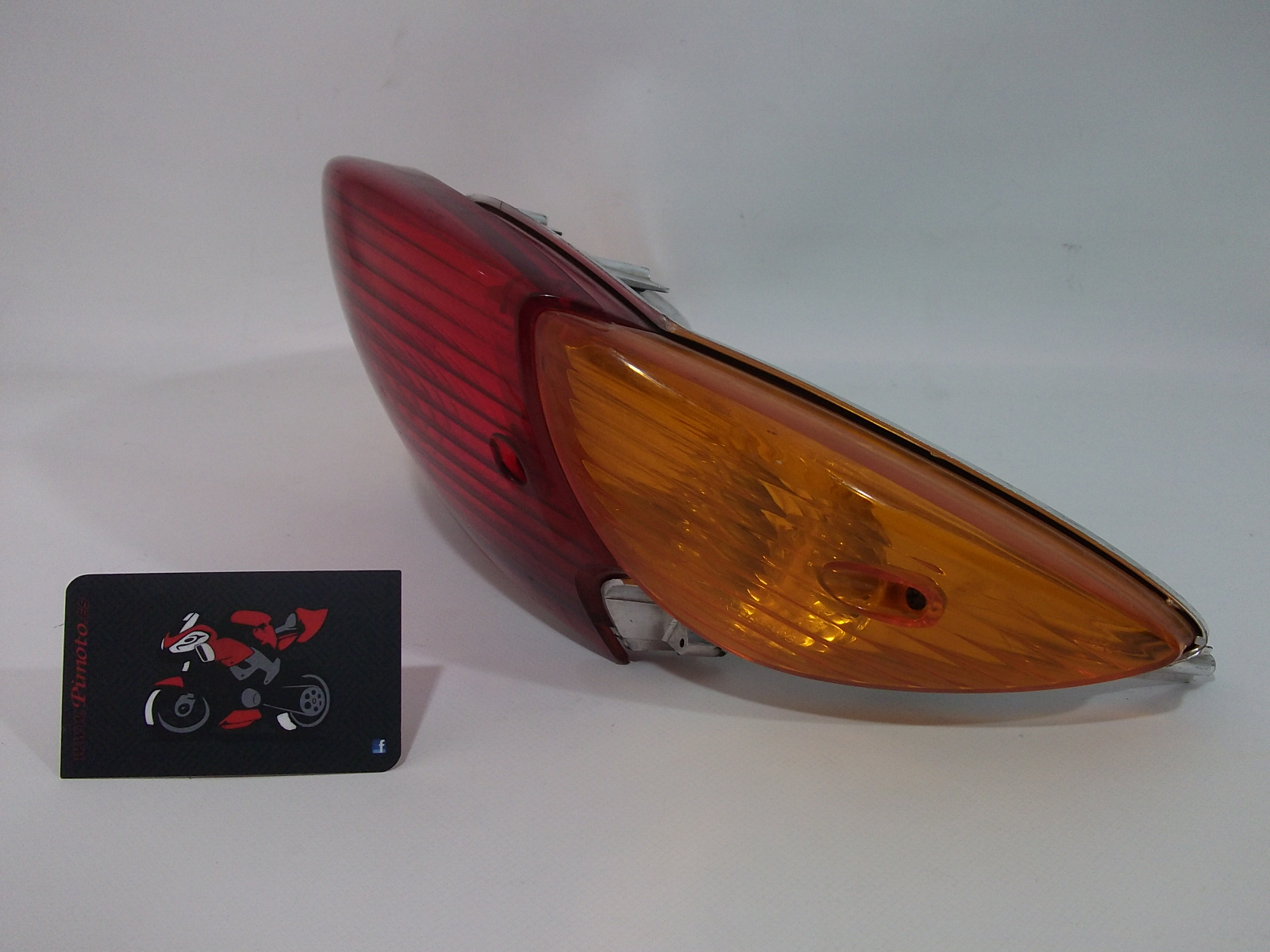 PILOTO TRASERO HONDA SH 125 2004. - Imagen 2