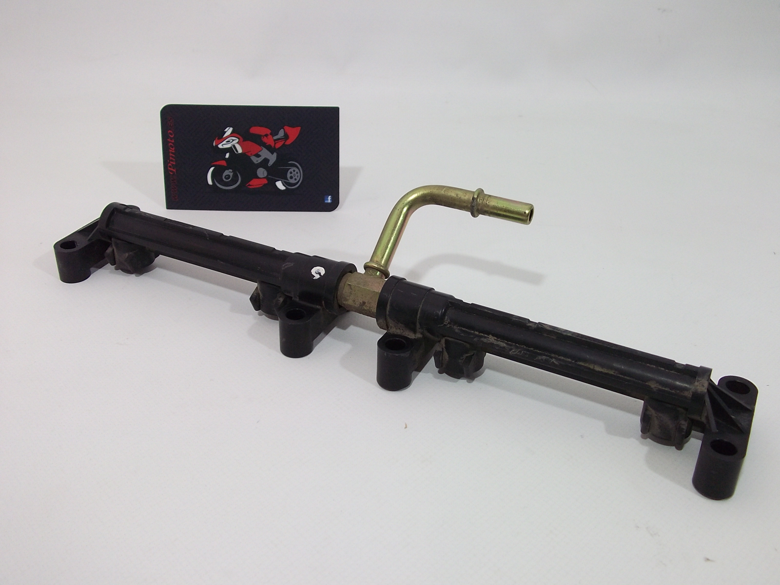 RAMPA DE INYECCION SUZUKI GSXR 600 2004/05 - Imagen 3