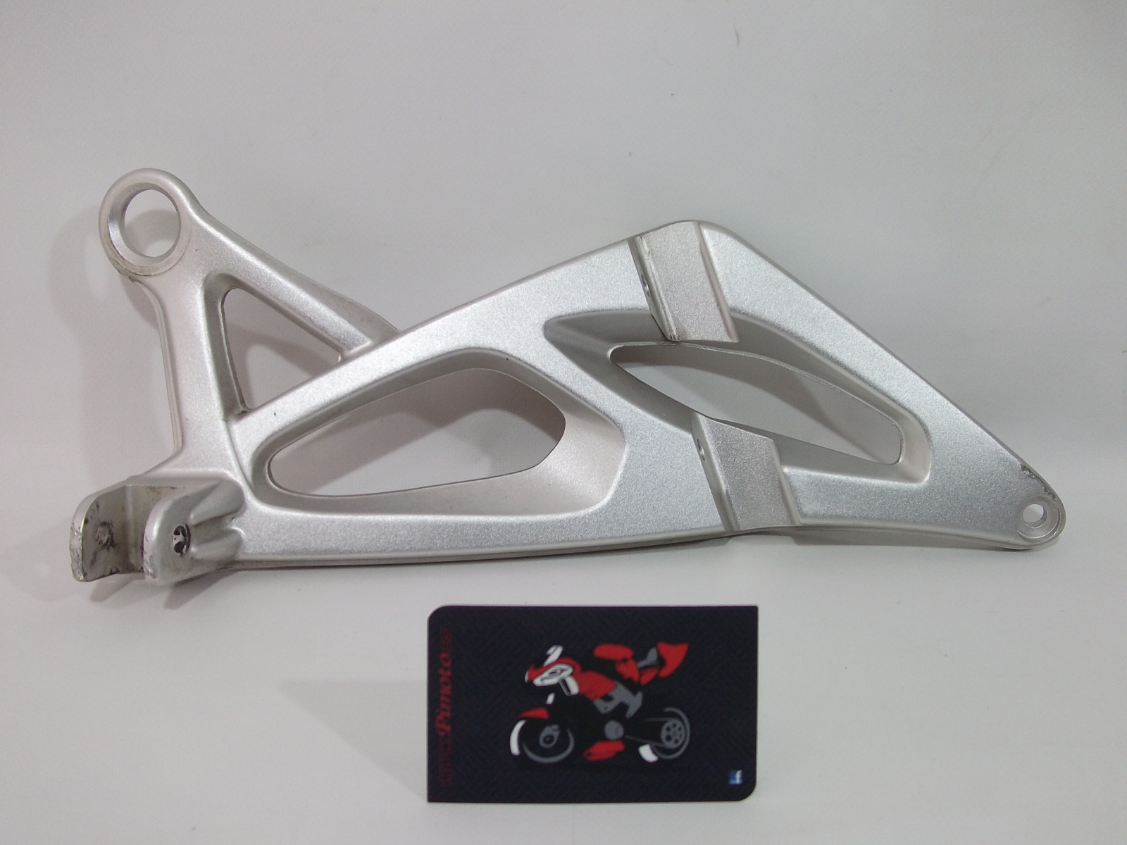 SOPORTE ESTRIBO TRASERO DERECHO BMW K 1200S  2005/2009