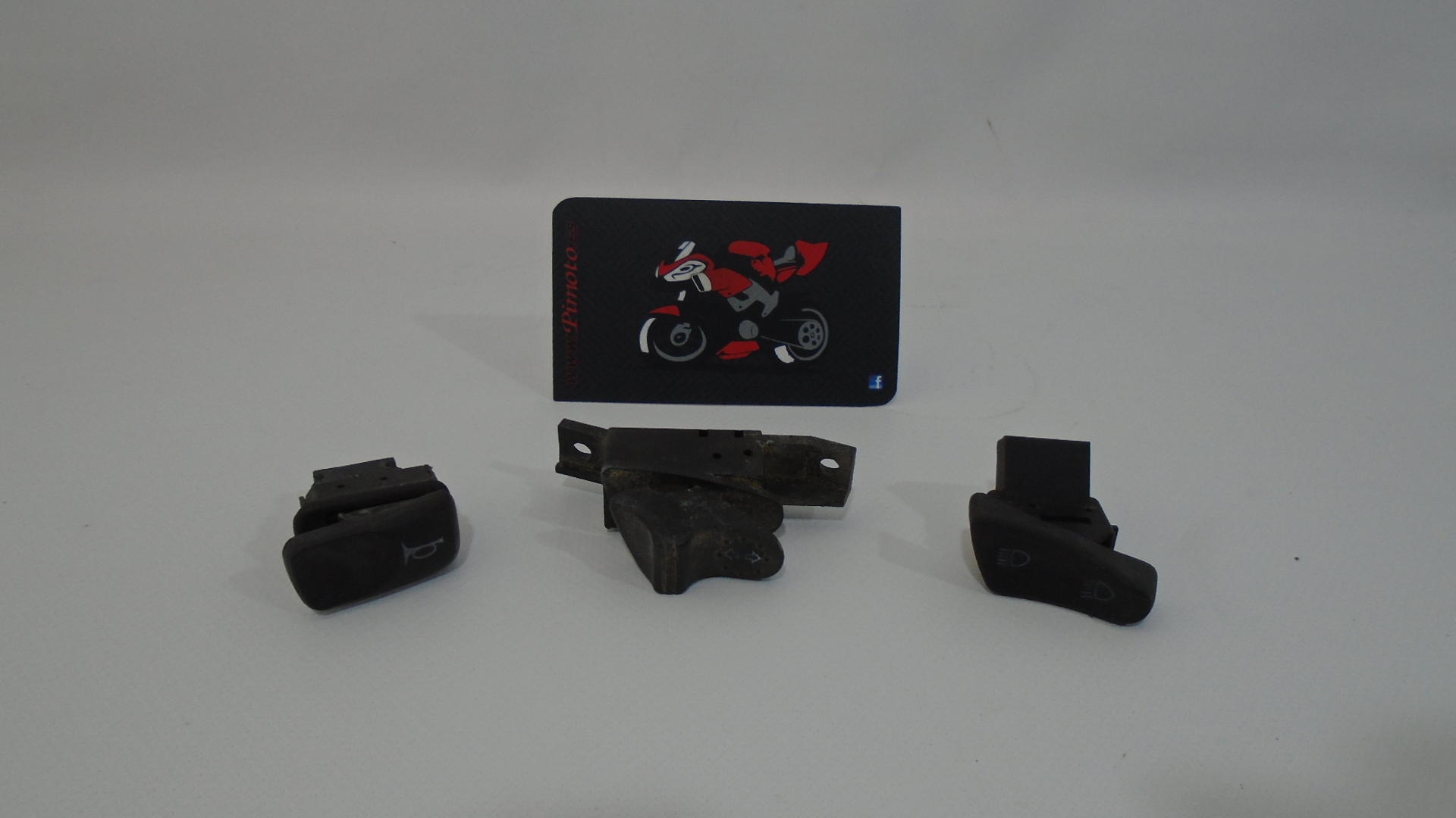 CONJUNTO LLAVES DE LUCES PIAGGIO VESPA LX 50 4T